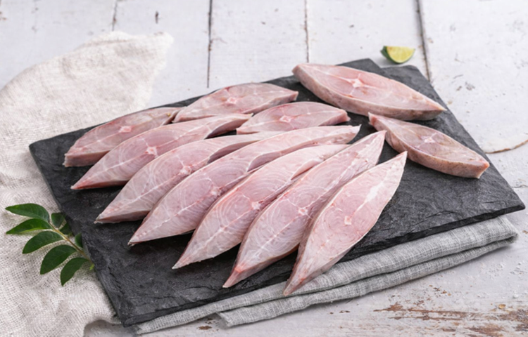 Silver Pomfret Steak Cut